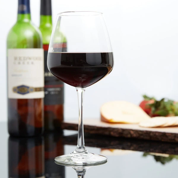 Libbey 7515 Vina 18.25 Oz. Customizable Diamond Balloon Wine Glass - 12/Case 1 Libbey 7515 Vina 18.25 Oz. Customizable Diamond Balloon Wine Glass - 12/Case