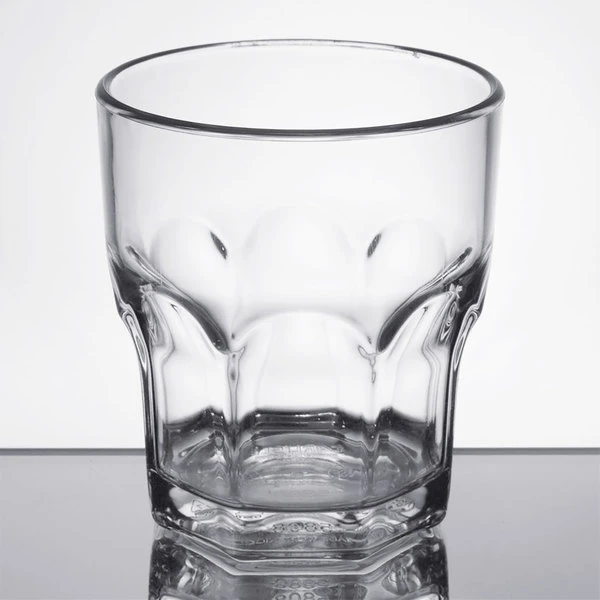 Carlisle 580807 Louis 8 Oz. Clear SAN Plastic Tumbler - 24/Case 2 Carlisle 580807 Louis 8 Oz. Clear SAN Plastic Tumbler - 24/Case - Image 2