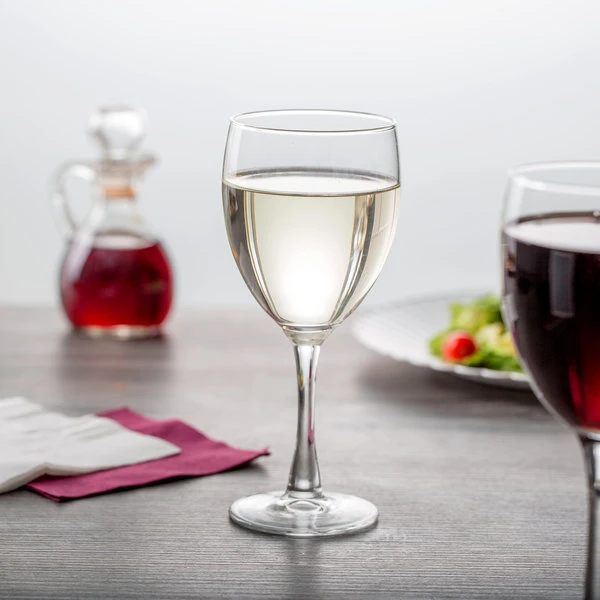 Arcoroc 71083 Excalibur 10.5 Oz. Customizable Tall Wine Glass By Arc Cardinal - 36/Case 1 Arcoroc 71083 Excalibur 10.5 Oz. Customizable Tall Wine Glass By Arc Cardinal - 36/Case