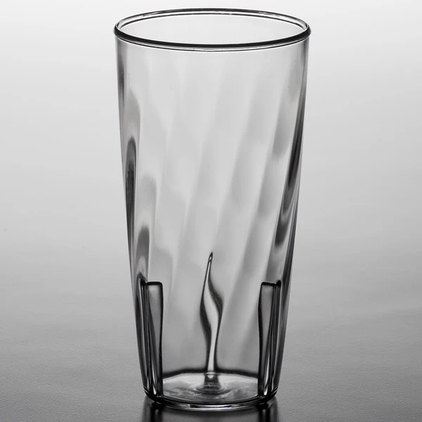 Carlisle 4367407 Swirl 22 Oz. Clear Polycarbonate Tumbler - 6/Pack 2 Carlisle 4367407 Swirl 22 Oz. Clear Polycarbonate Tumbler - 6/Pack - Image 2