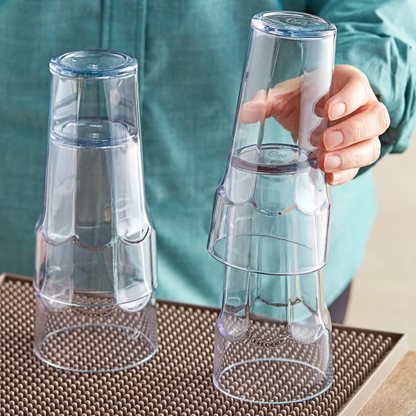 Choice 14 Oz. Clear SAN Plastic Paneled Tumbler - 12/Pack 3 Choice 14 Oz. Clear SAN Plastic Paneled Tumbler - 12/Pack - Image 3