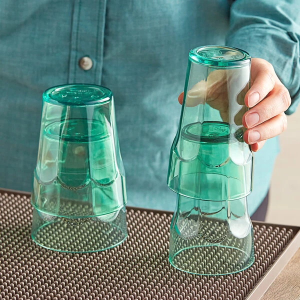 Choice 10 Oz. Green SAN Plastic Paneled Tumbler - 12/Pack 3 Choice 10 Oz. Green SAN Plastic Paneled Tumbler - 12/Pack - Image 3