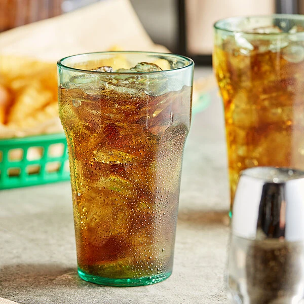 Choice 10 Oz. Green SAN Plastic Paneled Tumbler - 12/Pack 1 Choice 10 Oz. Green SAN Plastic Paneled Tumbler - 12/Pack