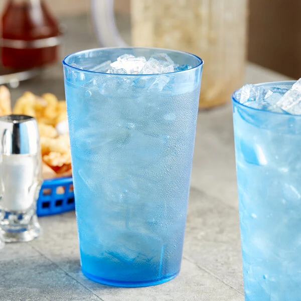 Choice 32 Oz. Blue SAN Plastic Pebbled Tumbler - 12/Pack 1 Choice 32 Oz. Blue SAN Plastic Pebbled Tumbler - 12/Pack