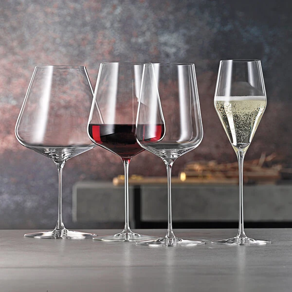Spiegelau Definition 33.5 Oz. Burgundy Wine Glass - 12/Case 2 Spiegelau Definition 33.5 Oz. Burgundy Wine Glass - 12/Case - Image 2