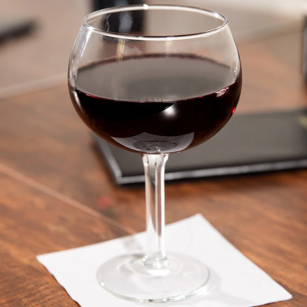 Libbey 8418 Grande Collection 17.5 Oz. Customizable Bolla Grande Wine Glass - 12/Case 1 Libbey 8418 Grande Collection 17.5 Oz. Customizable Bolla Grande Wine Glass - 12/Case