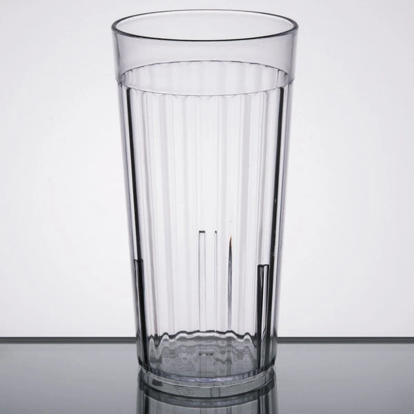 Carlisle 111607 Bistro 16 Oz. Clear SAN Plastic Tumbler - 12/Case 2 Carlisle 111607 Bistro 16 Oz. Clear SAN Plastic Tumbler - 12/Case - Image 2